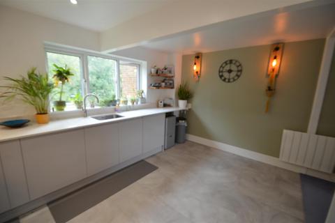 2 bedroom maisonette for sale, Icknield Close, Ickleford, Hitchin