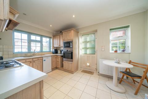 4 bedroom detached house for sale, Greystoke Close, Berkhamsted HP4