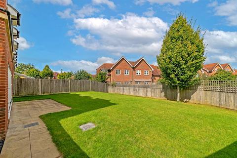 4 bedroom detached house for sale, The Green, Kings Park, St. Albans