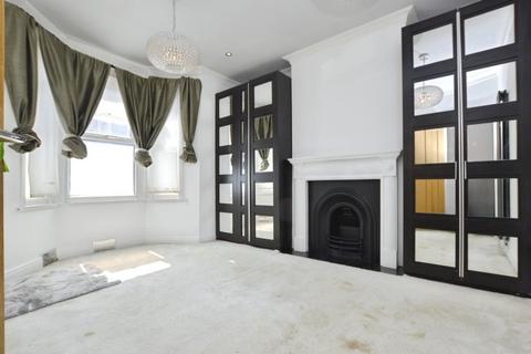 2 bedroom flat for sale, Kildare Road, Canning Town