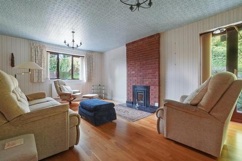 3 bedroom detached house for sale, Shipston Road, Stratford-Upon-Avon