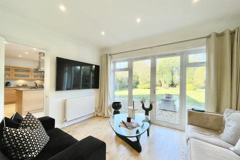 4 bedroom chalet for sale, Dulsie Road, Talbot Woods, Bournemouth, BH3