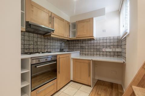 Studio to rent, at North West, Broadhurst Gardens NW6