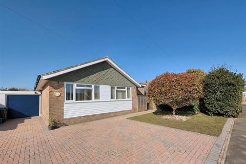 2 bedroom detached bungalow for sale, Cedar Wood Drive, Seaview, PO34 5JH