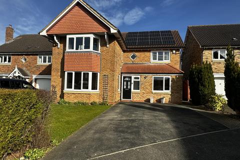 4 bedroom detached house to rent, Braeworth Close, Yarm TS15