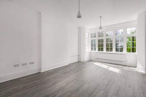 2 bedroom flat to rent, East End Road, London N2