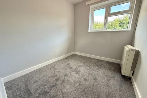 2 bedroom maisonette to rent, Fieldview Close, Coventry CV7