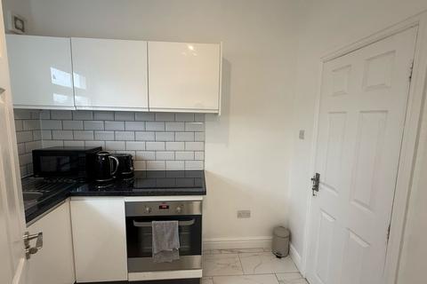 2 bedroom flat to rent, Whalebone Grove, Romford, Essex, RM6