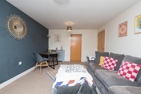 2 bedroom flat for sale, Woodlands Lane, Bradley Stoke, Bristol