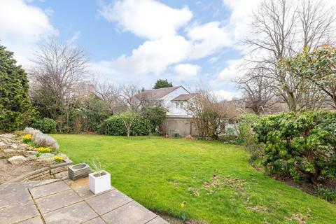 5 bedroom detached house to rent, Ravelston House Park, Edinburgh
