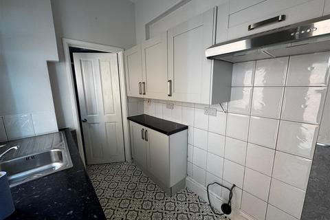 2 bedroom house to rent, Franchise Street, Wednesbury