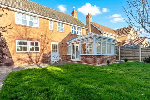 4 bedroom detached house for sale, Cherry Close, Loughborough LE11