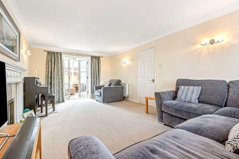 4 bedroom detached house for sale, Cherry Close, Loughborough LE11