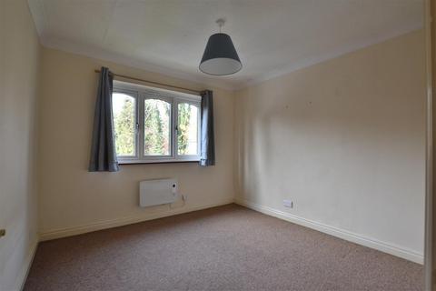 1 bedroom apartment for sale, Minley Grove, Minley Road, Fleet GU51