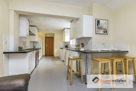 7 bedroom end of terrace house to rent, Nottingham, NG7 2EW