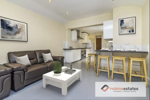 7 bedroom end of terrace house to rent, Nottingham, NG7 2EW