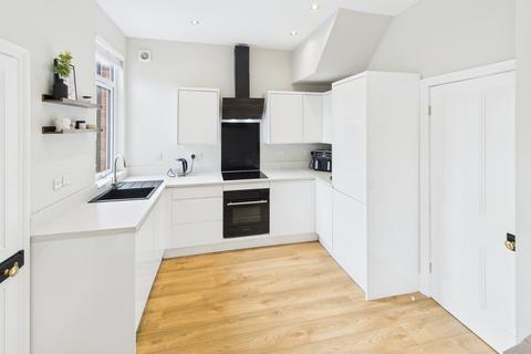 8 Beechley Road, Wrexham, LL13 7BA