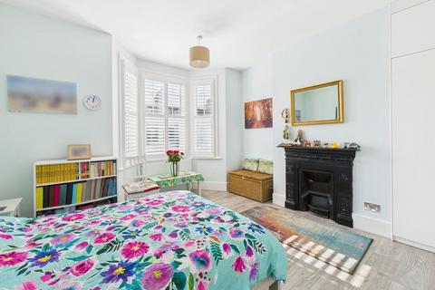 91 Becket Road, Worthing, BN14 7EU