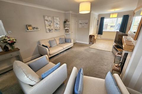 19 Birchley Rise, Solihull, B92 7QD