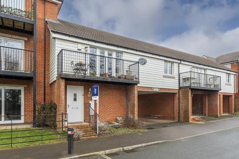 2 bedroom flat for sale, Cavendish Drive, Locks Heath, Southampton, Hampshire. SO31 6BN