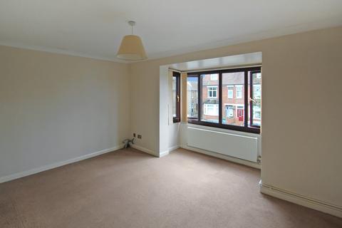 2 bedroom flat for sale, Brighton Road, Horsham