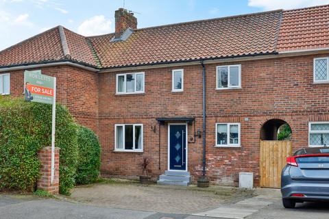 3 bedroom townhouse for sale, Ouseburn Avenue, York YO26