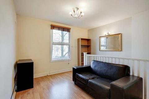 1 bedroom flat to rent, Nevern Square, Earls Court SW5