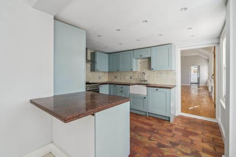 3 bedroom end of terrace house for sale, Springfield, Bushey Heath