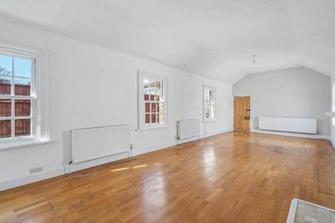 19 Springfield, Bushey Heath, Bushey, WD23 1GL
