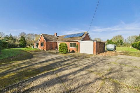 3 bedroom bungalow for sale, Easthorpe Road, Easthorpe, Colchester, CO5