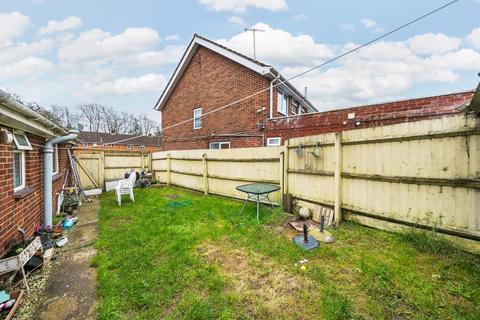 2 bedroom semi-detached bungalow for sale, Banbury,  Oxfordshire,  OX16