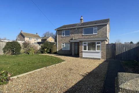 3 bedroom house to rent, Claytons Way, Huntingdon, PE29 1UT