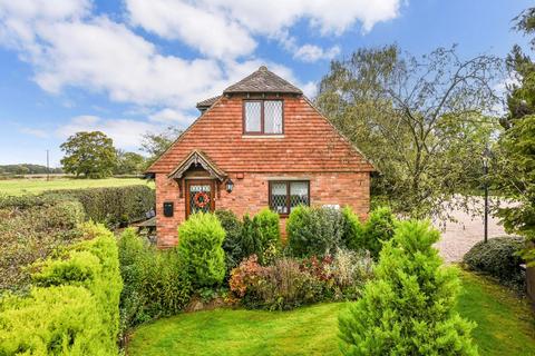 6 bedroom detached house for sale, Woolpack Corner, Biddenden, Ashford, Kent, TN27