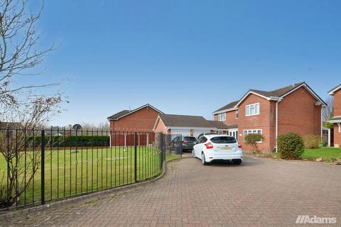 4 bedroom detached house for sale, Eanleywood Lane, Norton