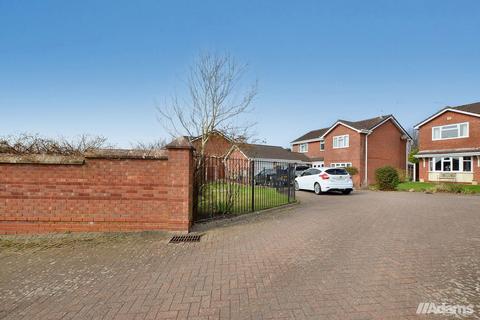 4 bedroom detached house for sale, Eanleywood Lane, Norton