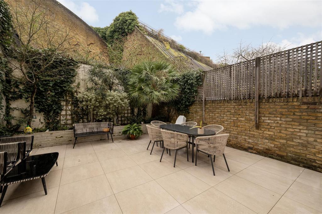 Maskells-76 Warwick Gardens-20 Hi.jpg