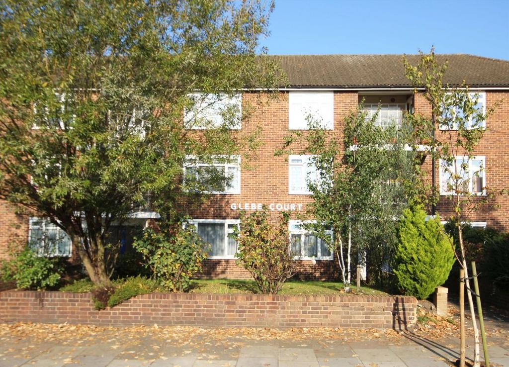 Glebe Court, London W5 2 bed flat - £2,197 pcm (£507 pw)