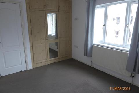 3 bedroom house to rent, Spencer Drive, Tiverton EX16