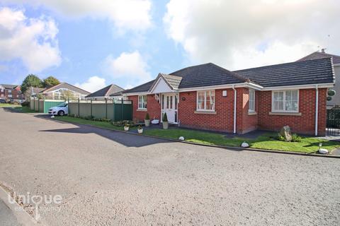 3 bedroom bungalow for sale, Chestnut Gardens,  Thornton-Cleveleys, FY5