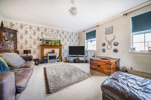 3 bedroom terraced house for sale, Chartwell Road, Redhouse, Swindon, SN25