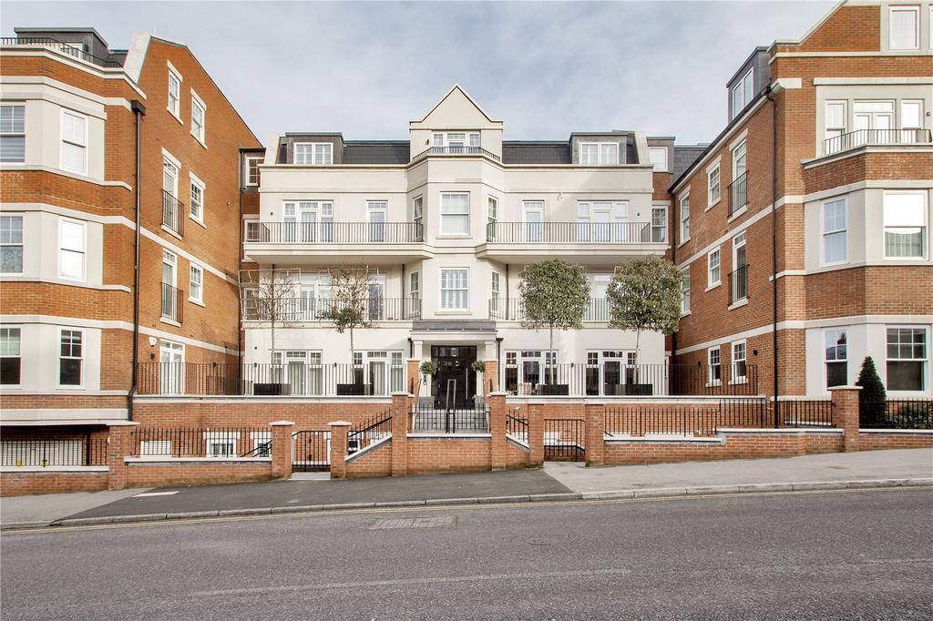 Quinton Court