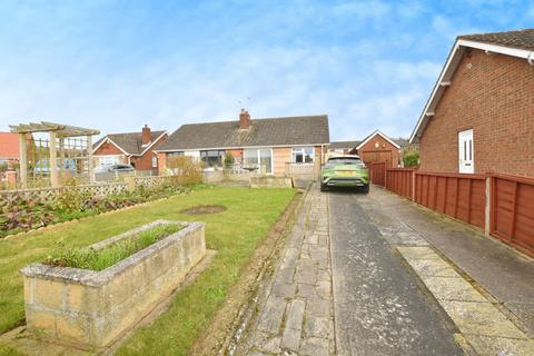 2 bedroom semi-detached bungalow for sale, Lynton Close, Scunthorpe