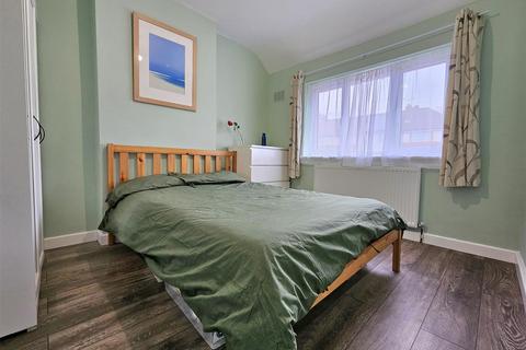 36 Croft Down Road, Solihull, B92 9BD
