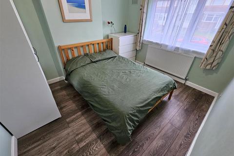 36 Croft Down Road, Solihull, B92 9BD