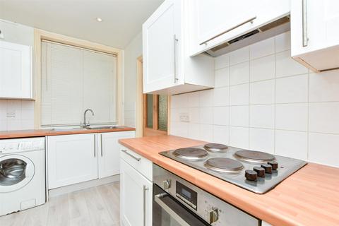 Studio for sale, The Mount, East Grinstead RH19