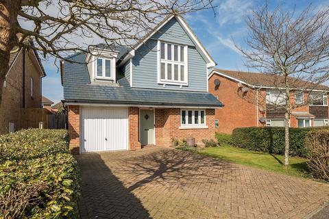 4 bedroom detached house for sale, Bredhurst Road, Gillingham ME8