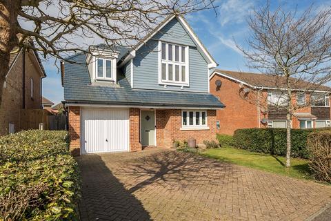126 Bredhurst Road, Wigmore, Gillingham, ME8 0QU