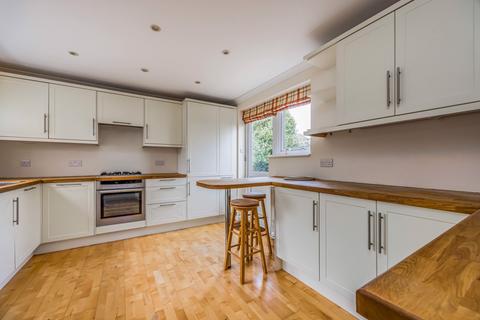 4 bedroom detached house for sale, Bracklesham Road, Hayling Island, Hampshire