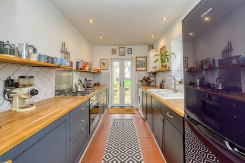 86 Beecham Road, Reading, RG30 2RE