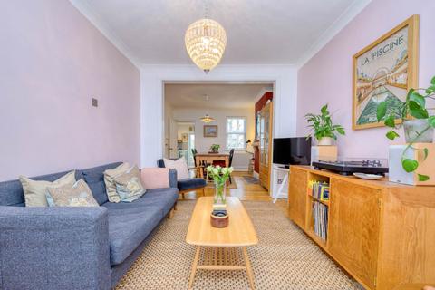 86 Beecham Road, Reading, RG30 2RE